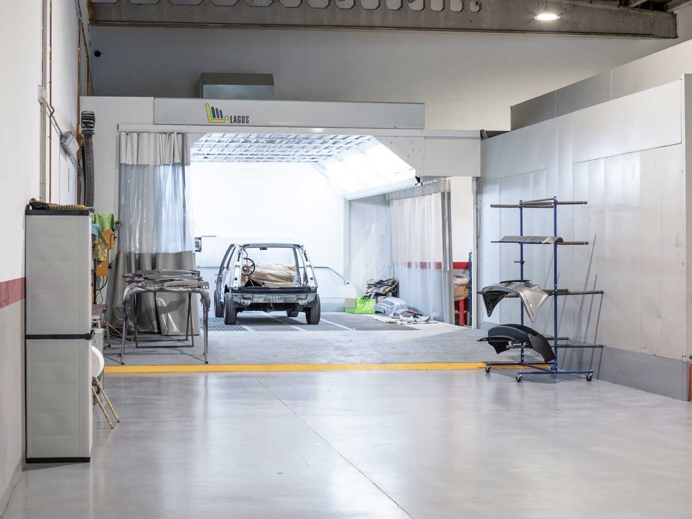 Chapista-Ourense-taller-interior