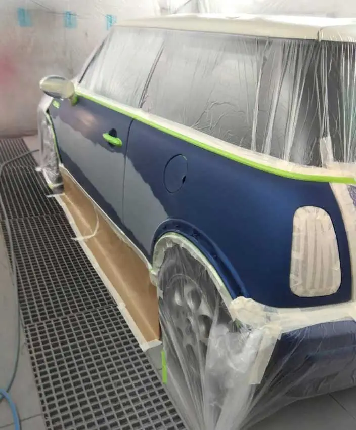 pintar-coche-nou-barris-inf