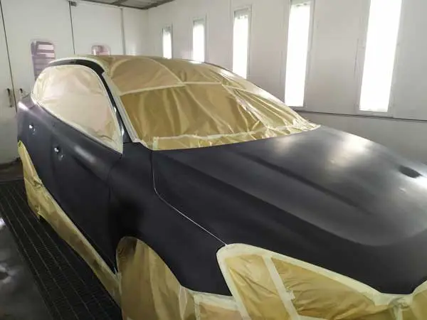 pintar-coche-atarfe-coche-en-cabina
