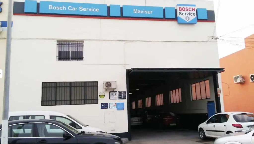 pintar-coche-torredonjimeno-fachada